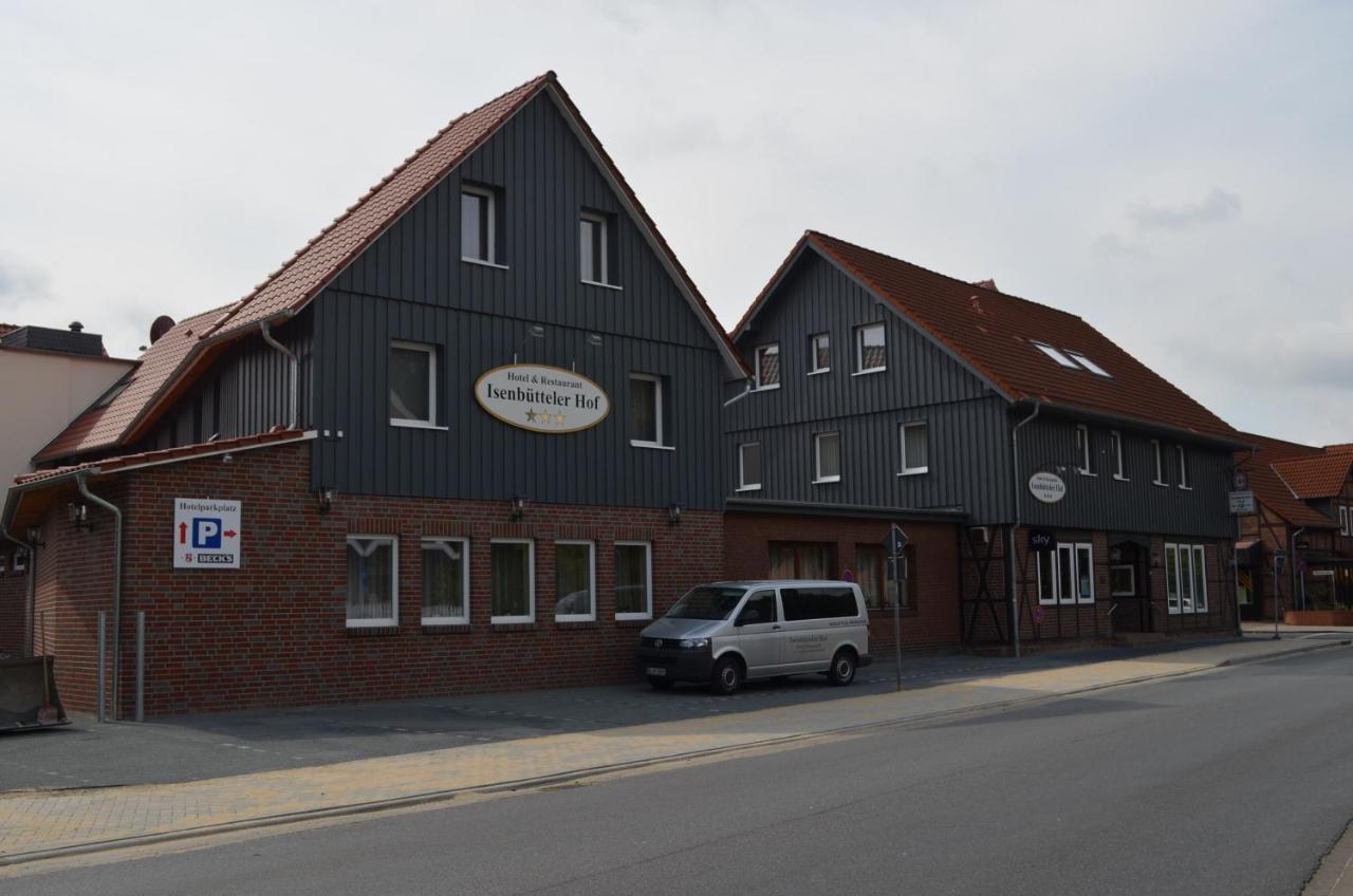 Hotel Isenbuetteler Hof Exteriör bild