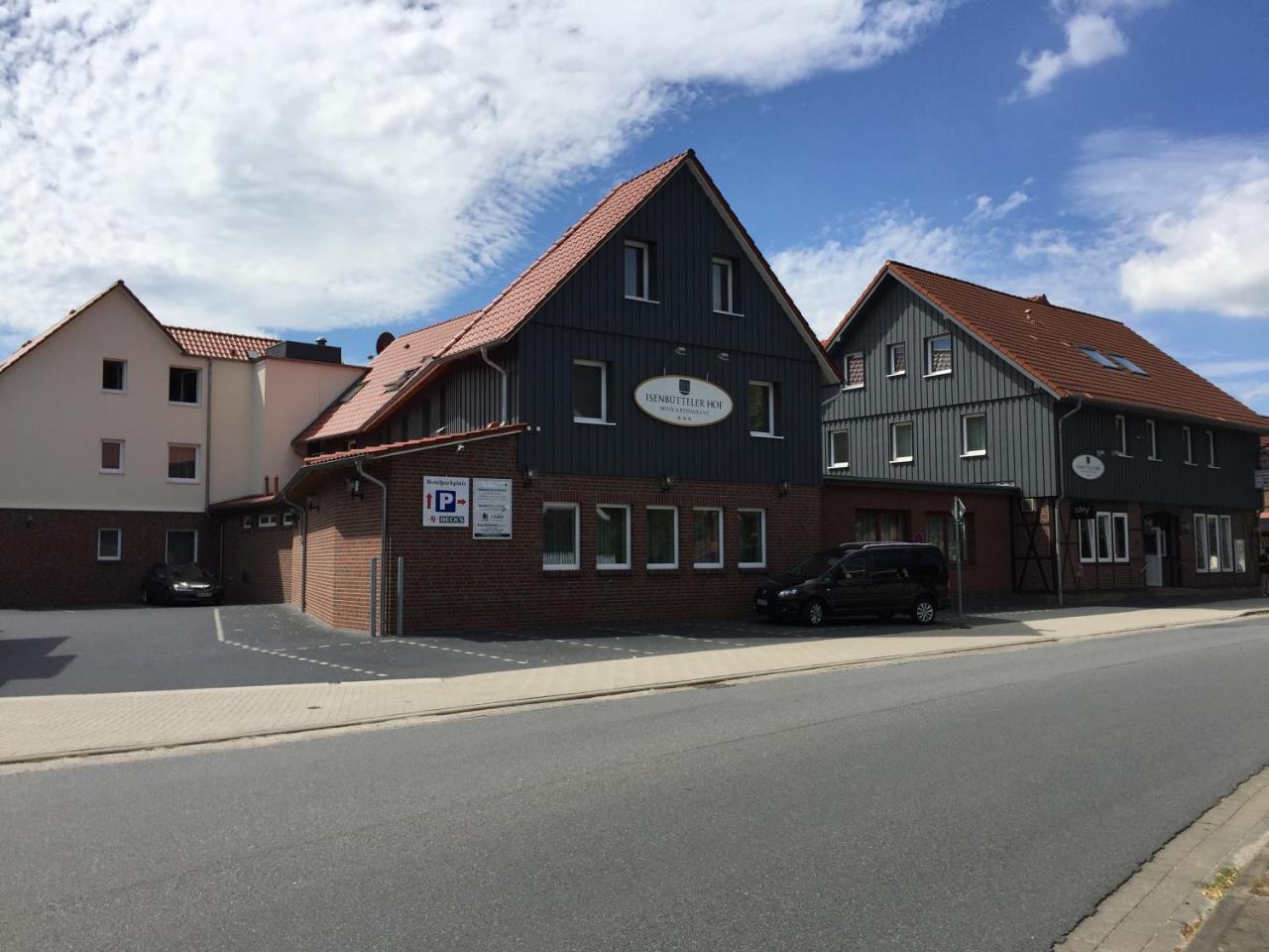 Hotel Isenbuetteler Hof Exteriör bild